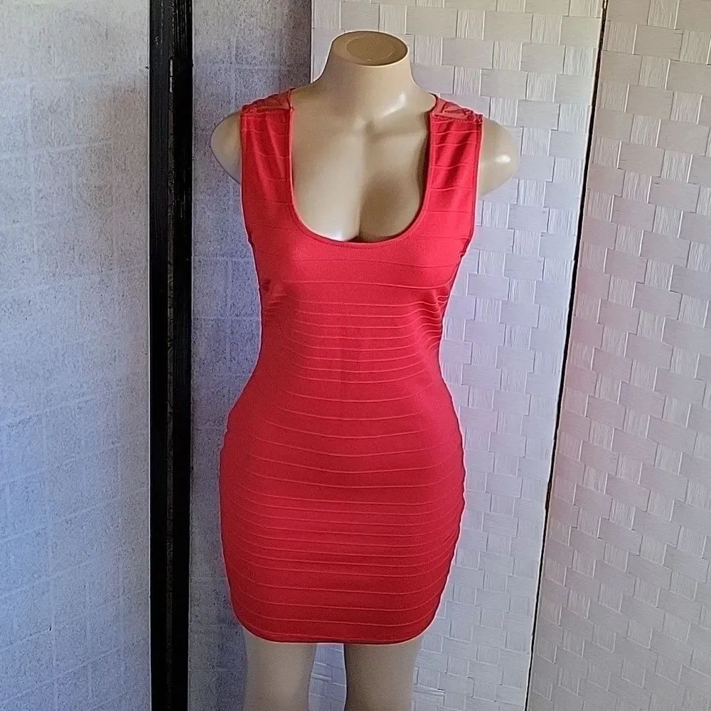 BRAND NEW PAPAYA ROUND NECK BODY-CON SLEEVELESS MINI DRESS - Picture 10 of 15